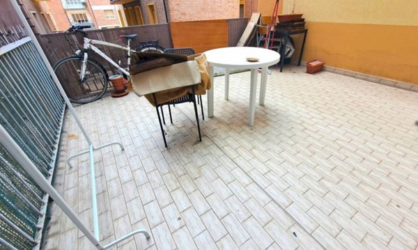 appartamento in vendita a Bologna in zona Saffi