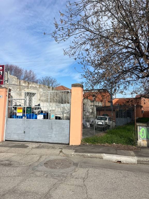 negozio in vendita a Bologna