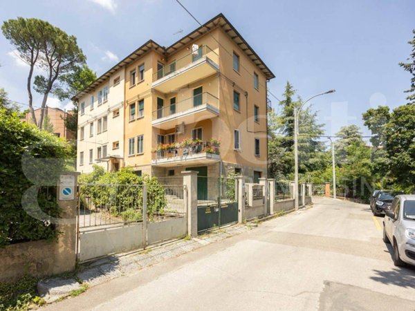 appartamento in vendita a Bologna