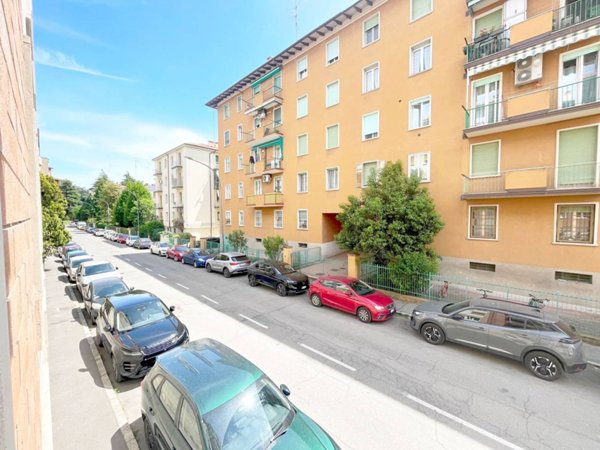 appartamento in vendita a Bologna in zona Saragozza