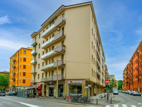 appartamento in vendita a Bologna in zona Saffi