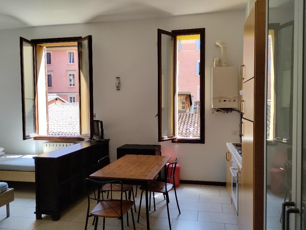 appartamento in vendita a Bologna in zona San Vitale