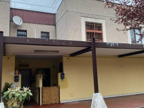 casa indipendente in vendita a Bologna in zona Lame