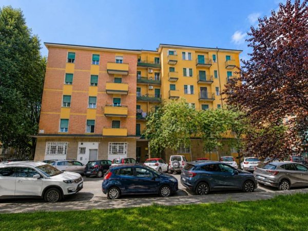 appartamento in vendita a Bologna in zona Saffi