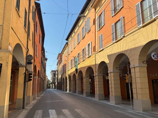 appartamento in vendita a Bologna in zona Santo Stefano