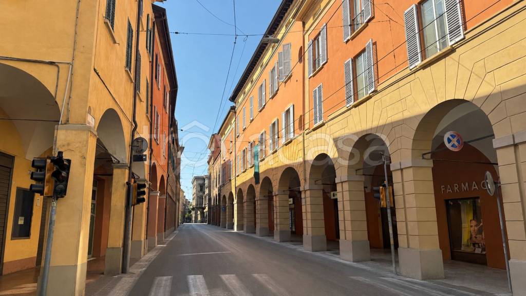 appartamento in vendita a Bologna in zona Santo Stefano