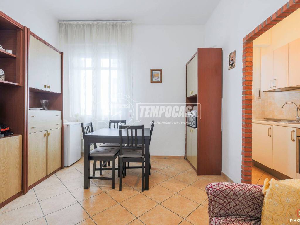appartamento in vendita a Bologna in zona Saffi