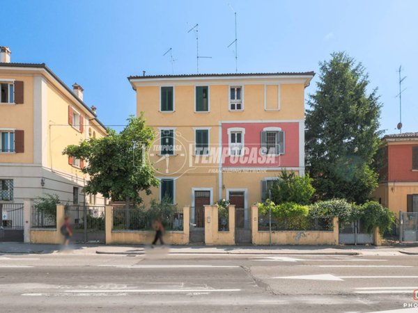 appartamento in vendita a Bologna in zona Saragozza