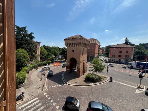 appartamento in vendita a Bologna in zona Santo Stefano