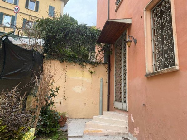appartamento in vendita a Bologna in zona Colli