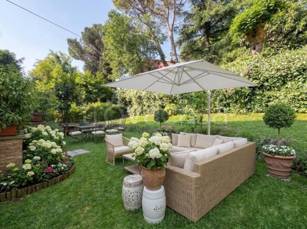 appartamento in vendita a Bologna in zona Santo Stefano