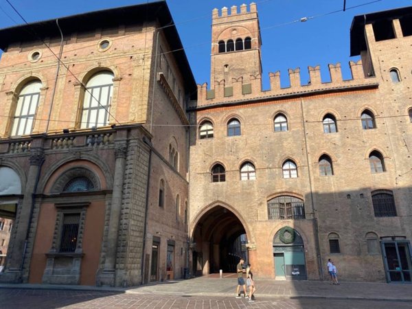 appartamento in vendita a Bologna in zona Centro Storico