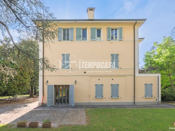 appartamento in vendita a Bologna in zona Santo Stefano
