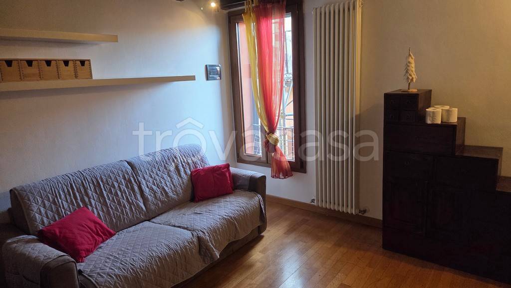 appartamento in vendita a Bologna in zona Saragozza