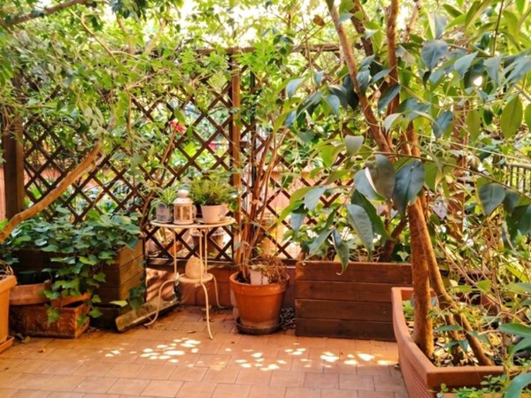 appartamento in vendita a Bologna in zona Saragozza
