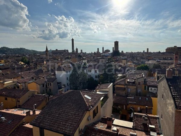 appartamento in vendita a Bologna in zona Centro Storico