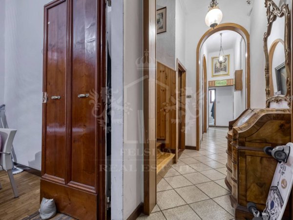 casa indipendente in vendita a Bologna in zona San Vitale