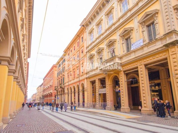 appartamento in vendita a Bologna in zona Centro Storico