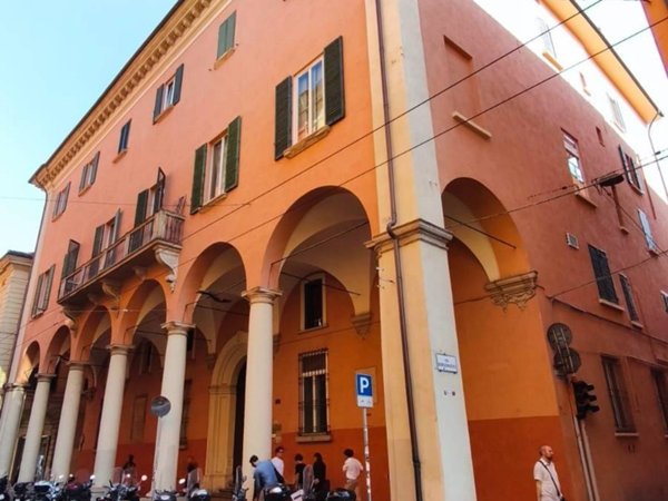 appartamento in vendita a Bologna in zona Centro Storico