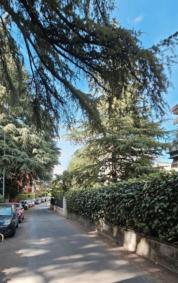 appartamento in vendita a Bologna in zona Saragozza