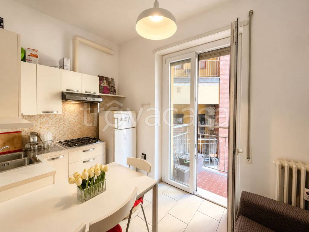 appartamento in vendita a Bologna in zona Quartiere Porto