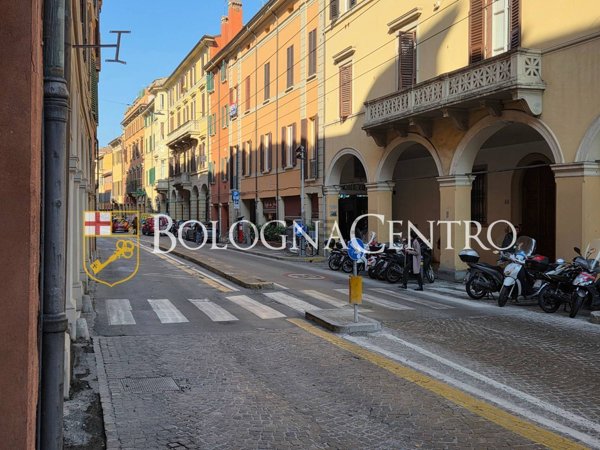 appartamento in vendita a Bologna in zona Santo Stefano