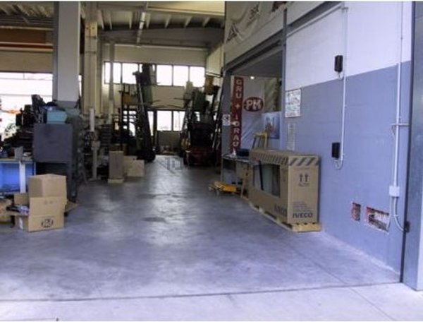 terreno edificabile in vendita a Bologna in zona Zona Industriale Ròveri