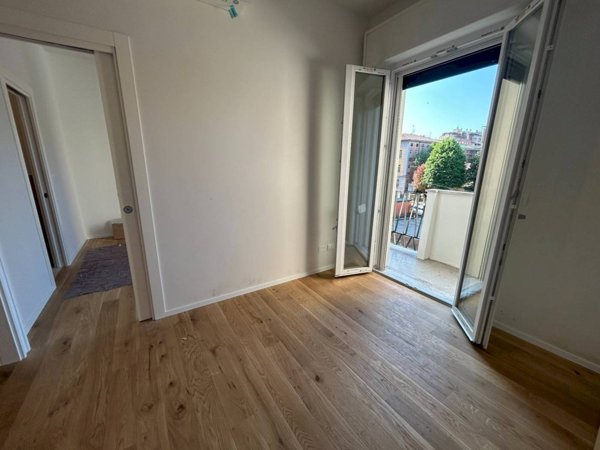 appartamento in vendita a Bologna in zona Quartiere Porto