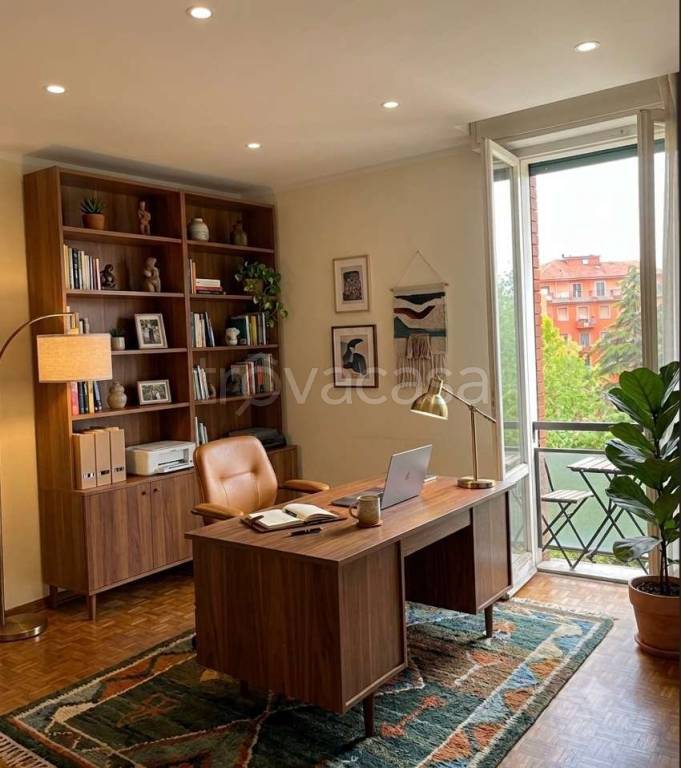 appartamento in vendita a Bologna in zona Quartiere Porto