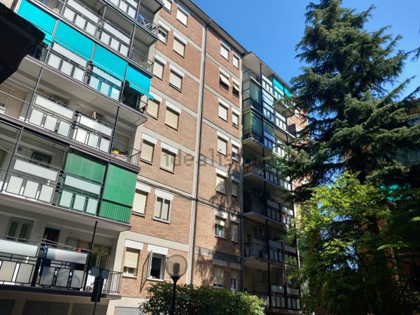 appartamento in vendita a Bologna in zona Saffi