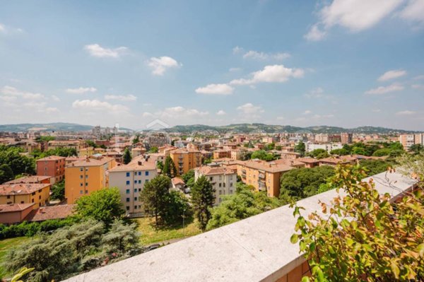 appartamento in vendita a Bologna in zona Savena