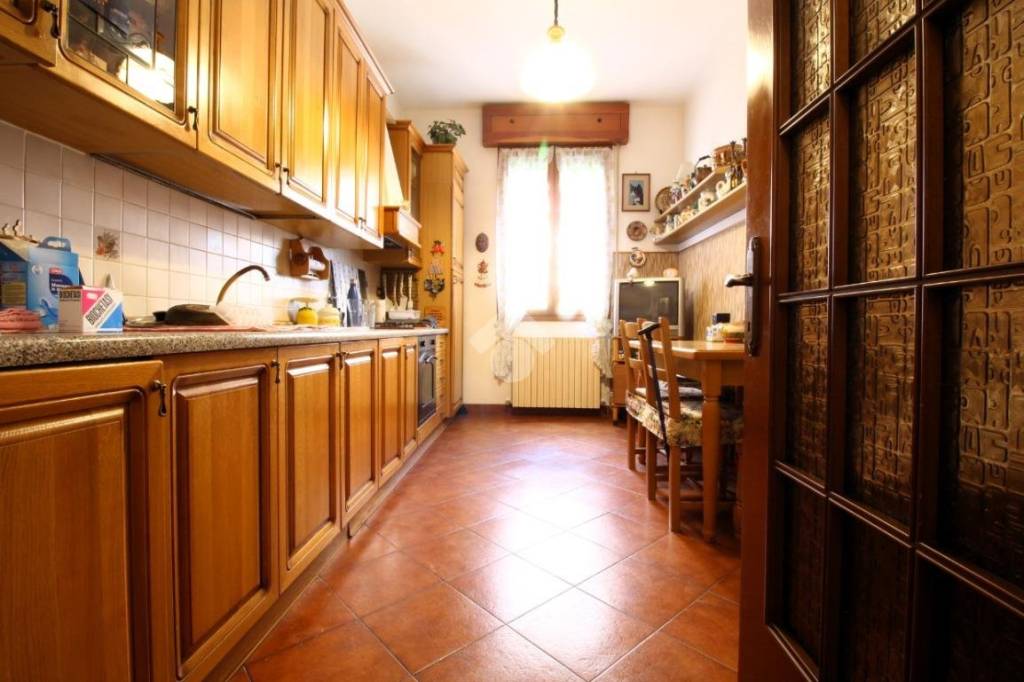 appartamento in vendita a Bologna in zona Saragozza