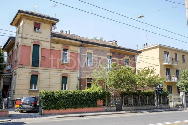 casa indipendente in vendita a Bologna in zona Saragozza