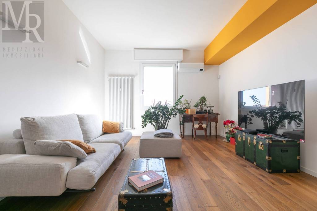 appartamento in vendita a Bologna in zona Santo Stefano
