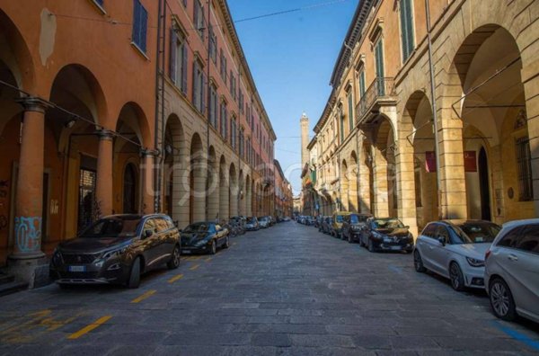 appartamento in vendita a Bologna in zona Centro Storico