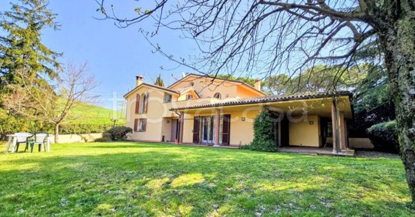 casa indipendente in vendita a Bologna in zona Roncrio