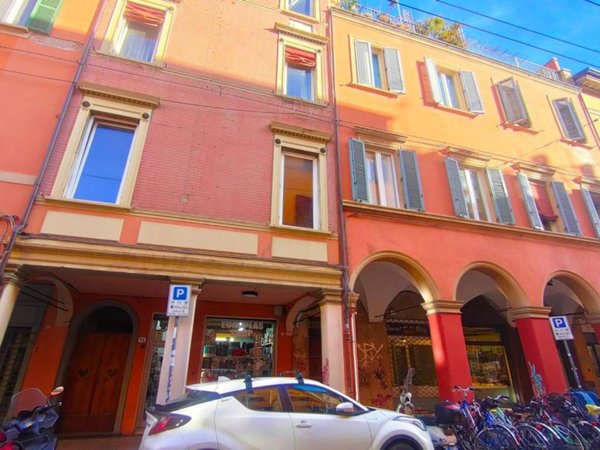 appartamento in vendita a Bologna in zona Centro Storico