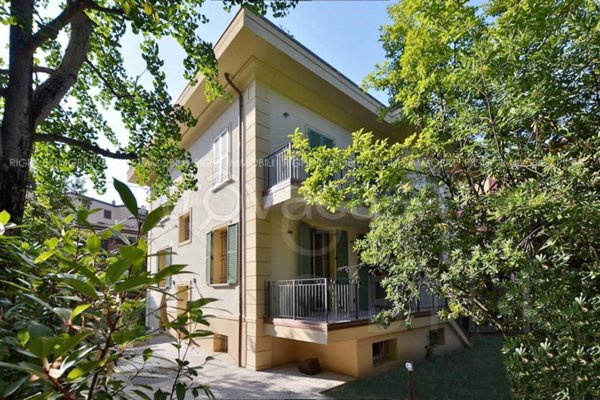 casa indipendente in vendita a Bologna in zona Santo Stefano