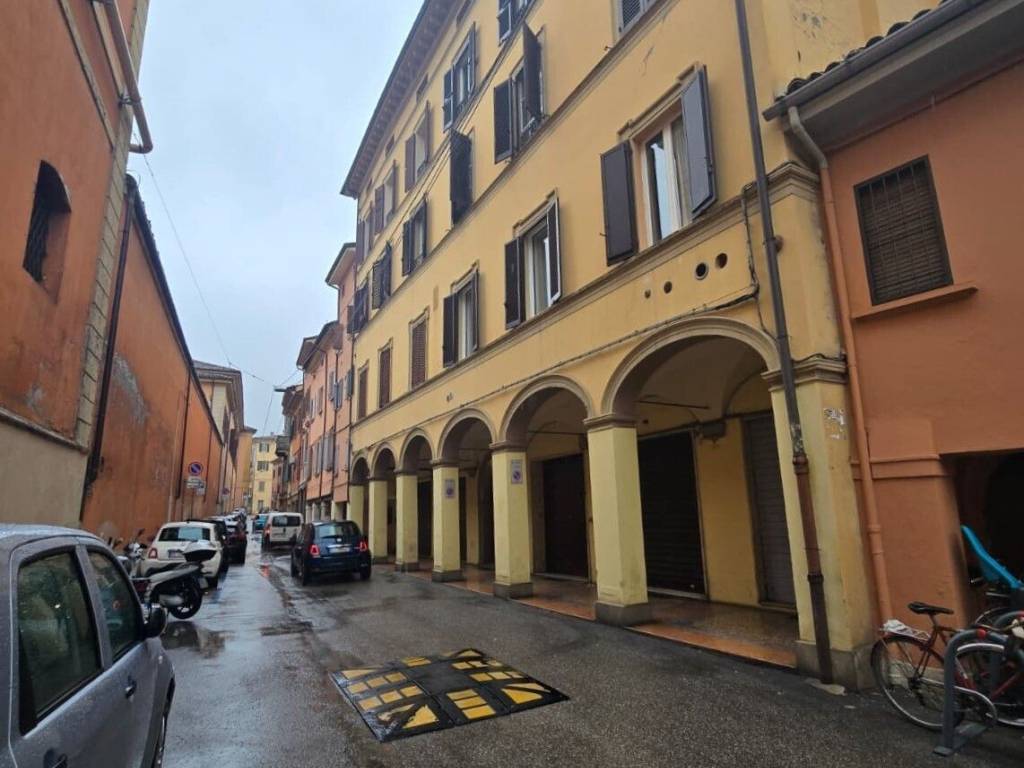 appartamento in vendita a Bologna in zona Centro Storico