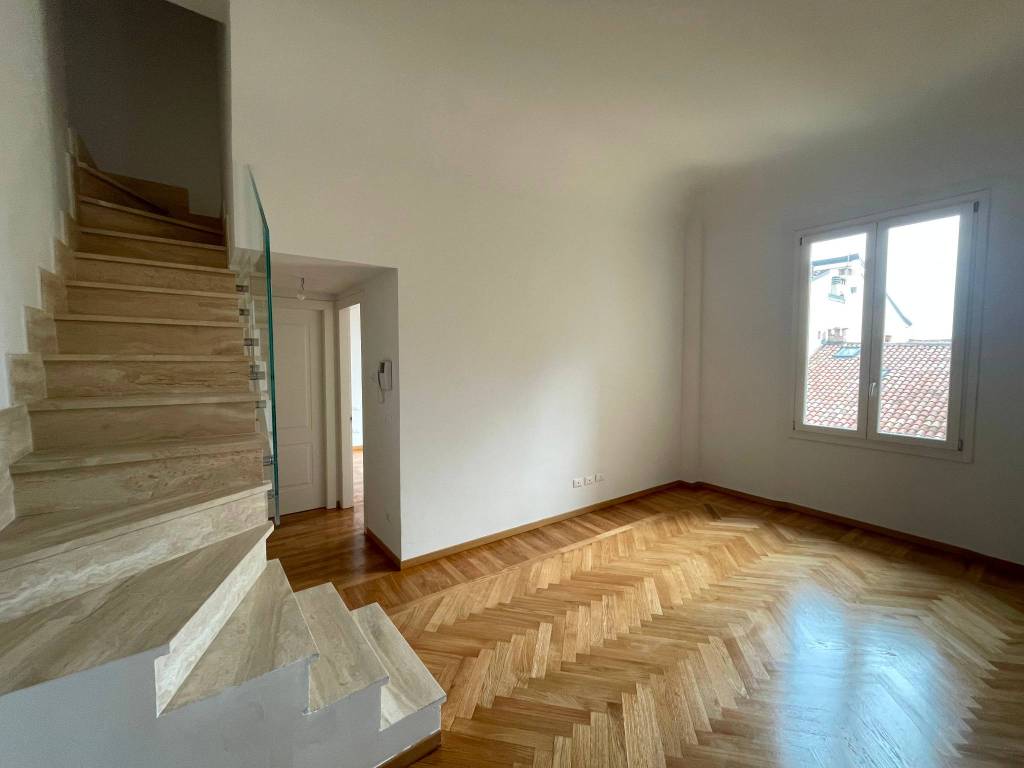 appartamento in vendita a Bologna in zona Santo Stefano