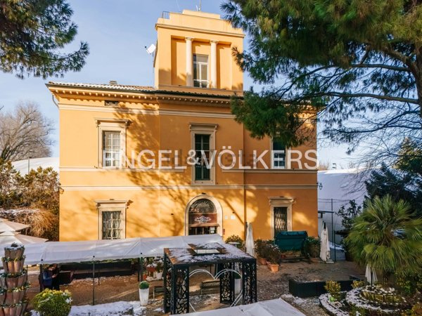 villa in vendita a Bologna
