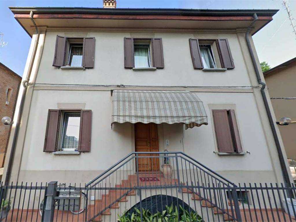 casa indipendente in vendita a Bologna in zona Bolognina
