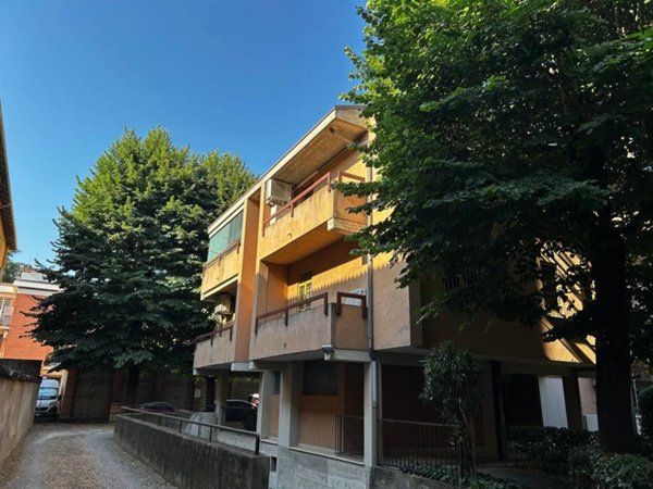 appartamento in vendita a Bologna in zona Bolognina