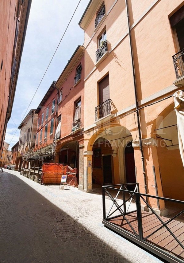 appartamento in vendita a Bologna in zona Centro Storico