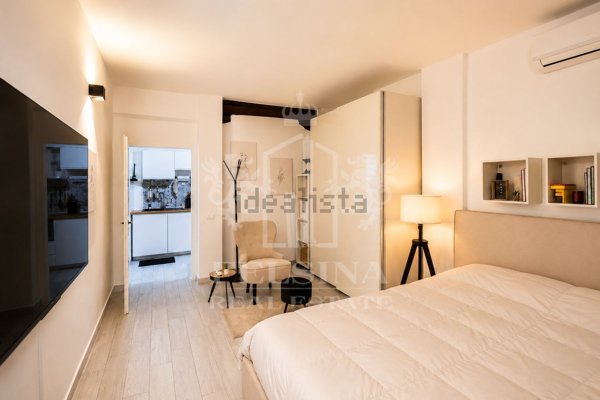 appartamento in vendita a Bologna in zona Santo Stefano