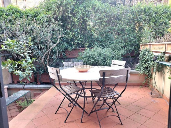 appartamento in vendita a Bologna in zona Santo Stefano