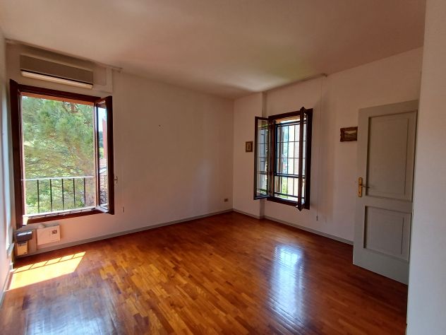 appartamento in vendita a Bologna in zona Saragozza