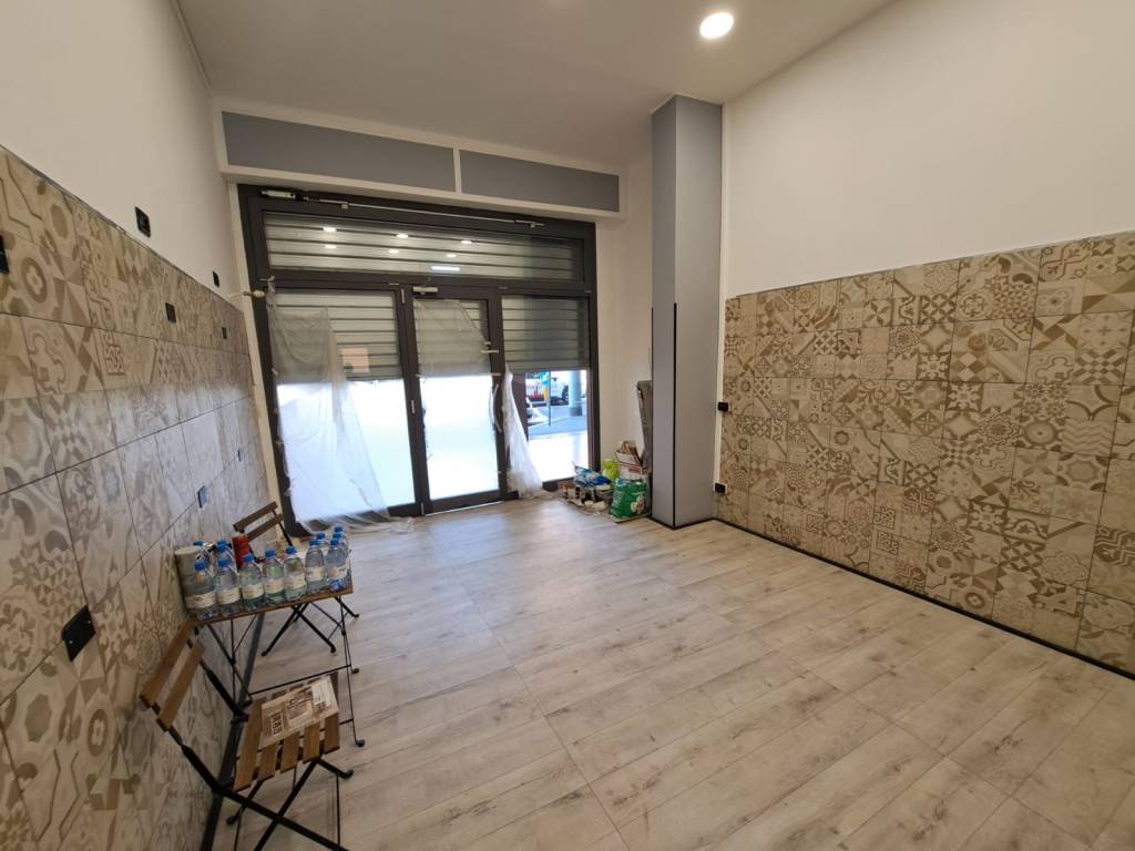 negozio in vendita a Bologna in zona Savena