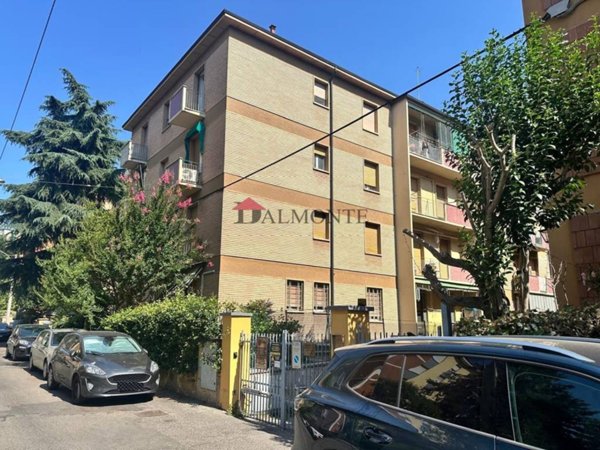 appartamento in vendita a Bologna