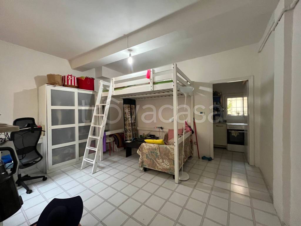 appartamento in vendita a Bologna in zona Santo Stefano